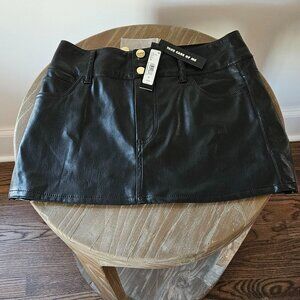 Alice + Olivia Black Leather Skirt Size 4